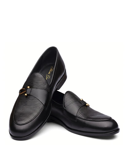 Bellagio Textured Horsebit Loafers | Obsidian Black, angled view