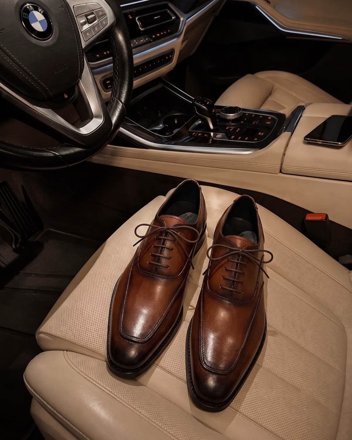 Martin Germont Signore Signature-Stitch Oxford Shoes in Tuscan Tan